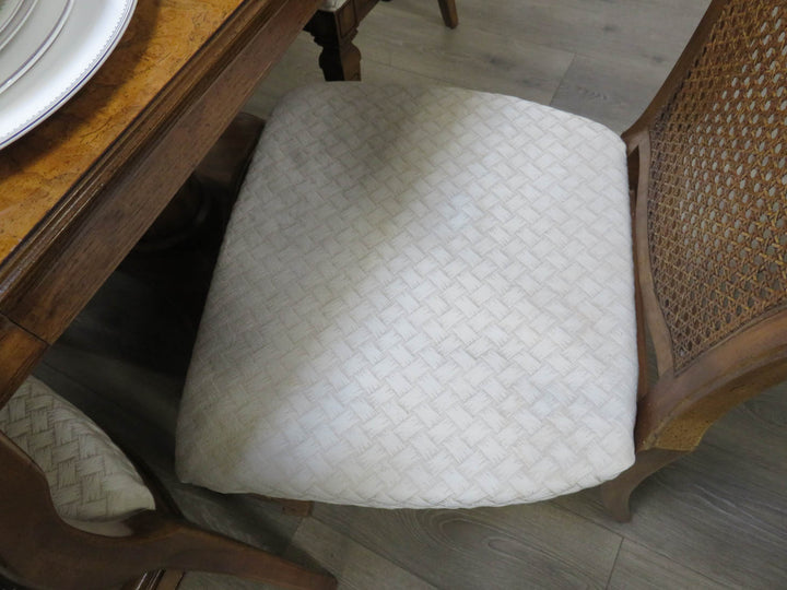 Thomasville Dining Table & Chairs