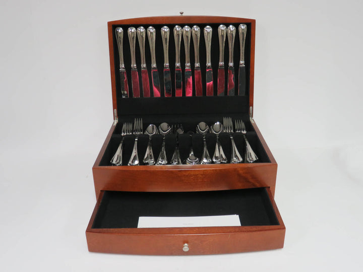 Vera Wang Grosgrain Flatware Collection