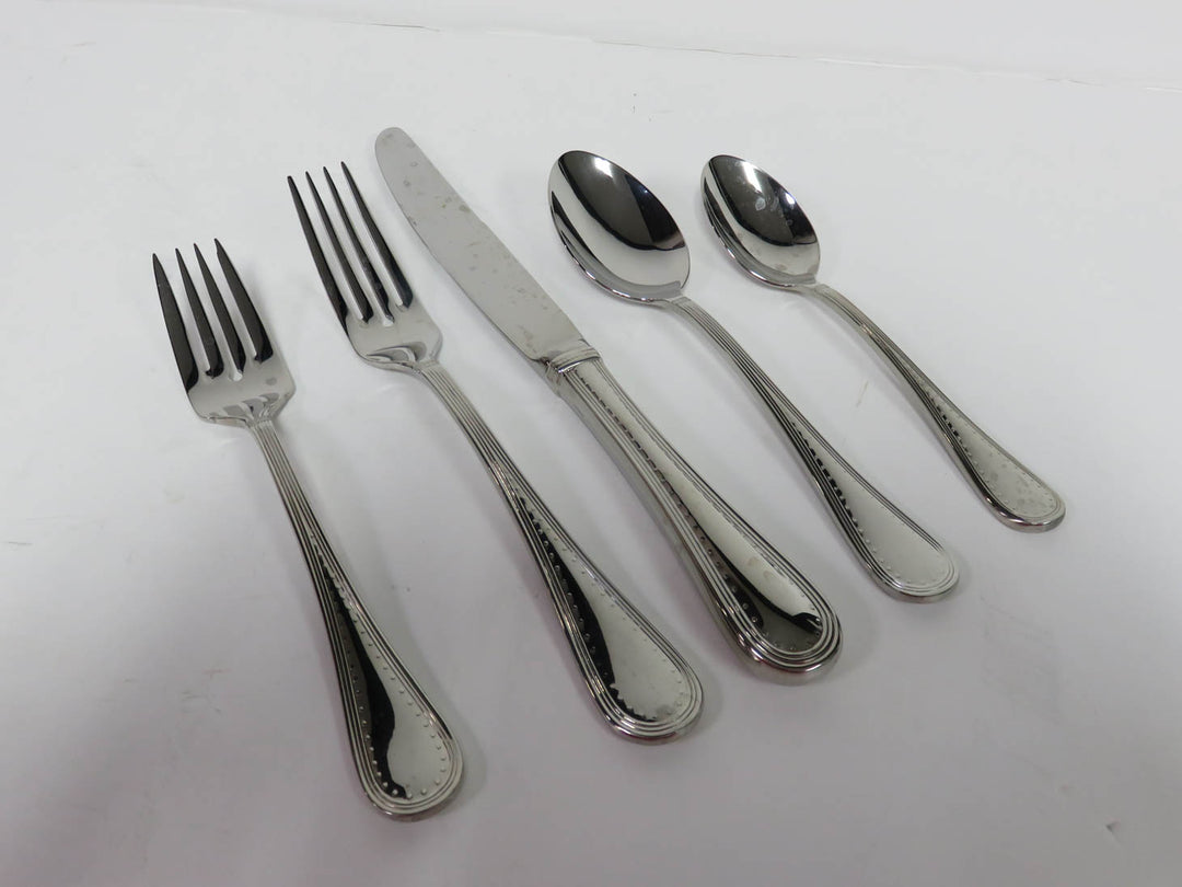 Vera Wang Grosgrain Flatware Collection