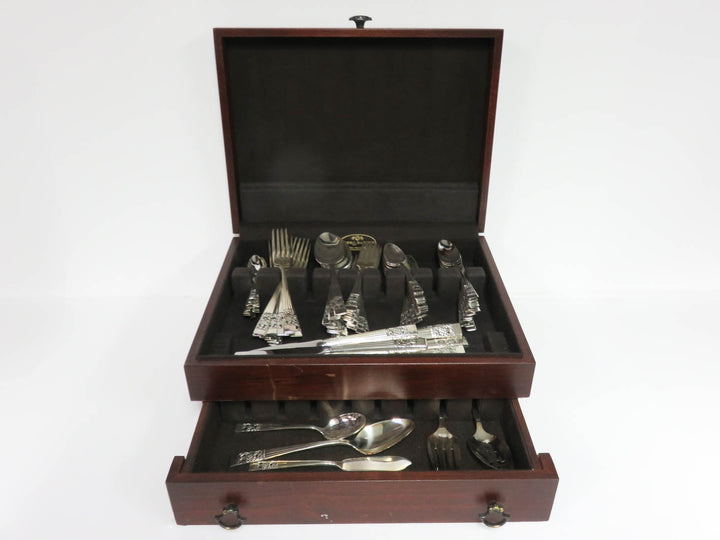 Oneida Flatware in Storage Box