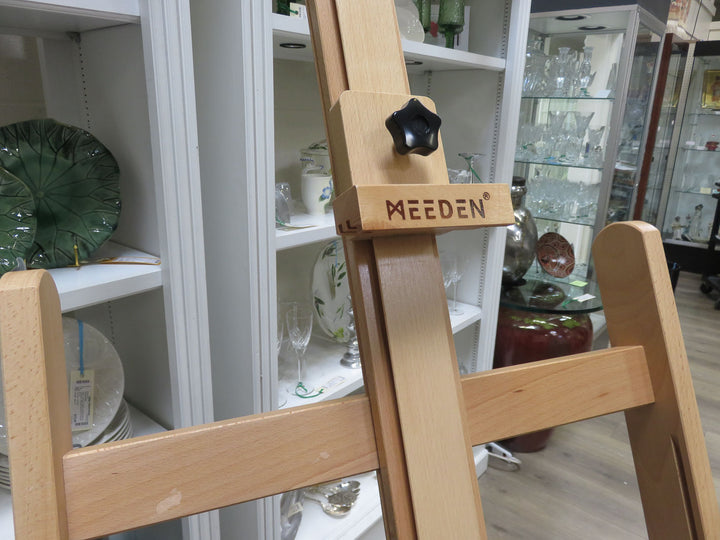 Artist Easel
