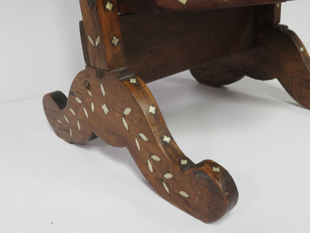 Folding Cake Stand