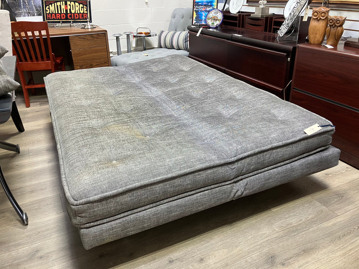 Ligne Roset Nomade-Express Sofa Bed