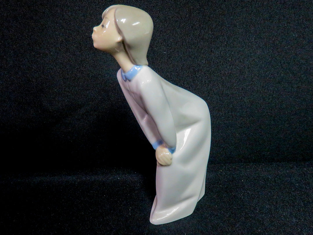 Lladró Girl Kissing Figurine