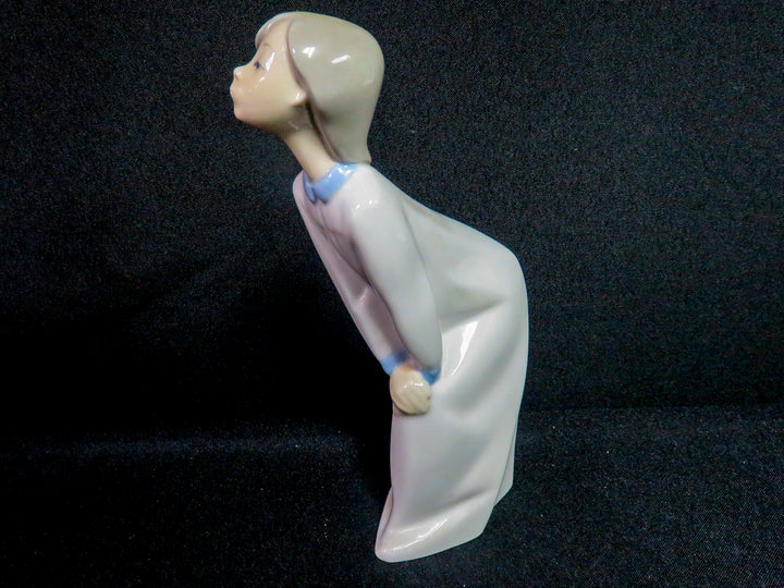 Lladró Girl Kissing Figurine