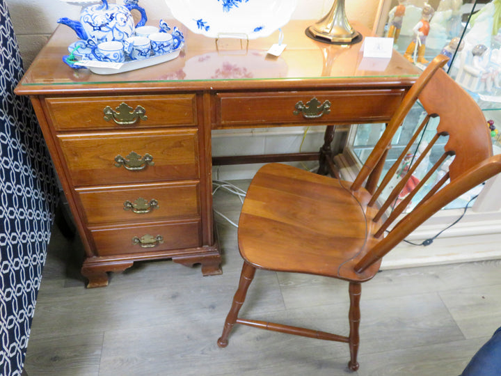 Ethan Allen Desk and Chair