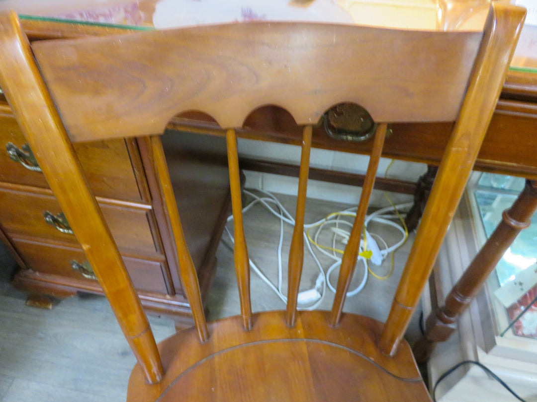 Ethan Allen Desk and Chair