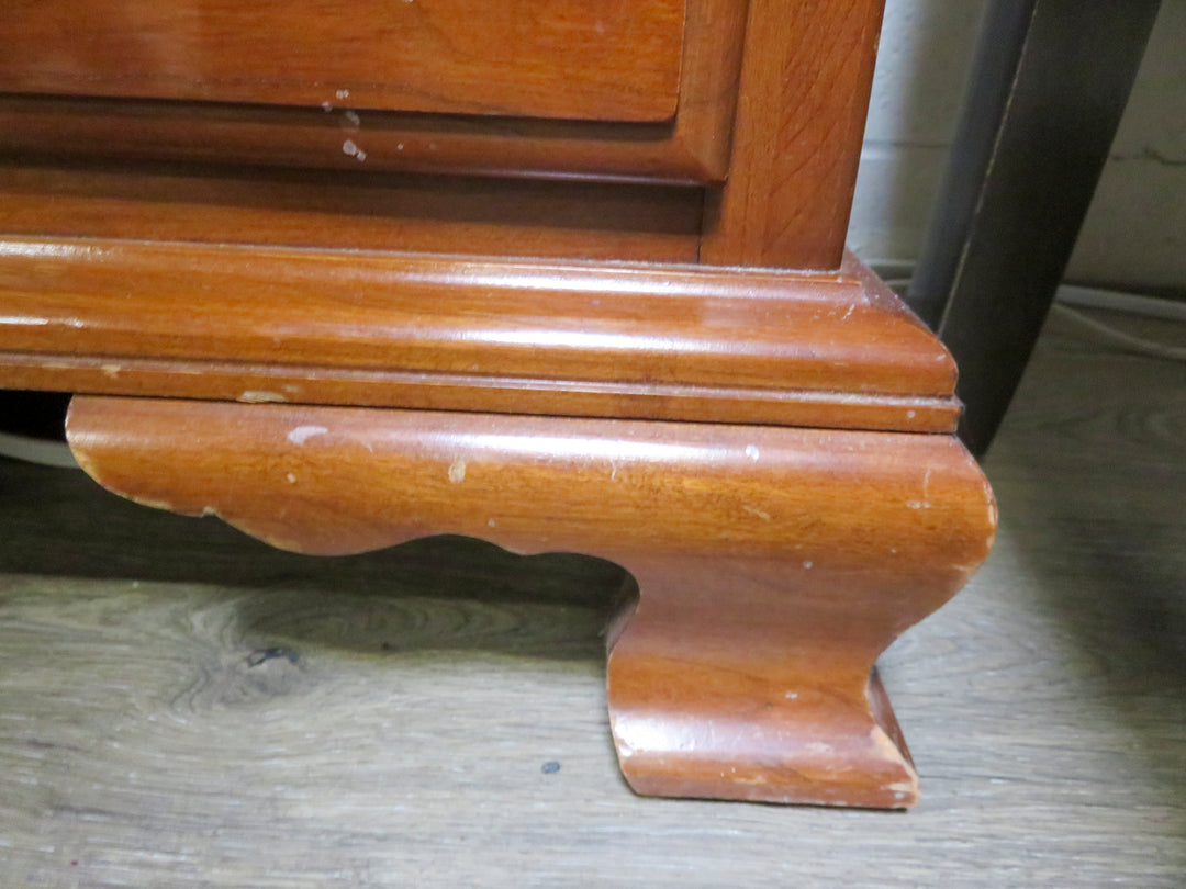 Ethan Allen Early American Nightstand