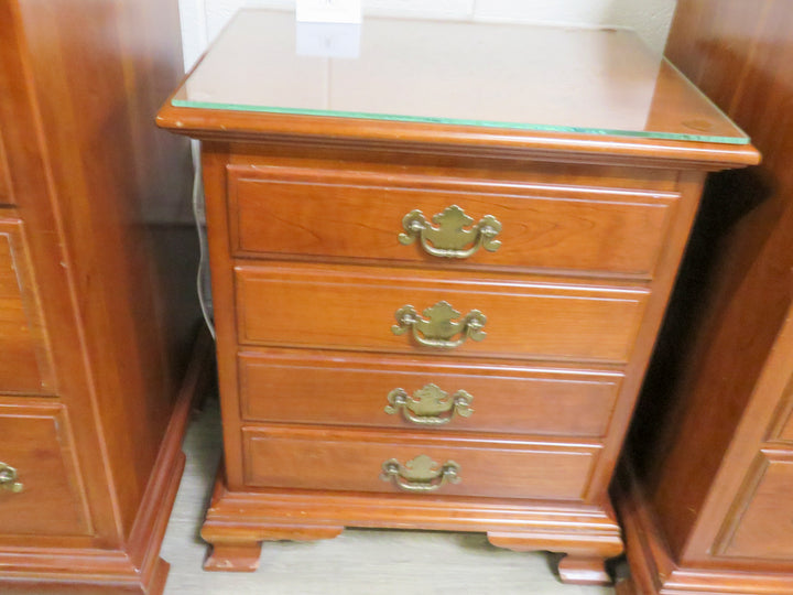 Ethan Allen Early American Nightstand