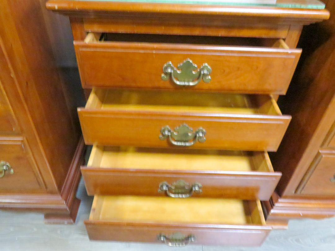 Ethan Allen Early American Nightstand