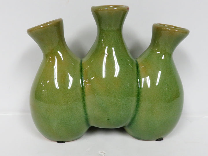 Connected Bud Vase Trio