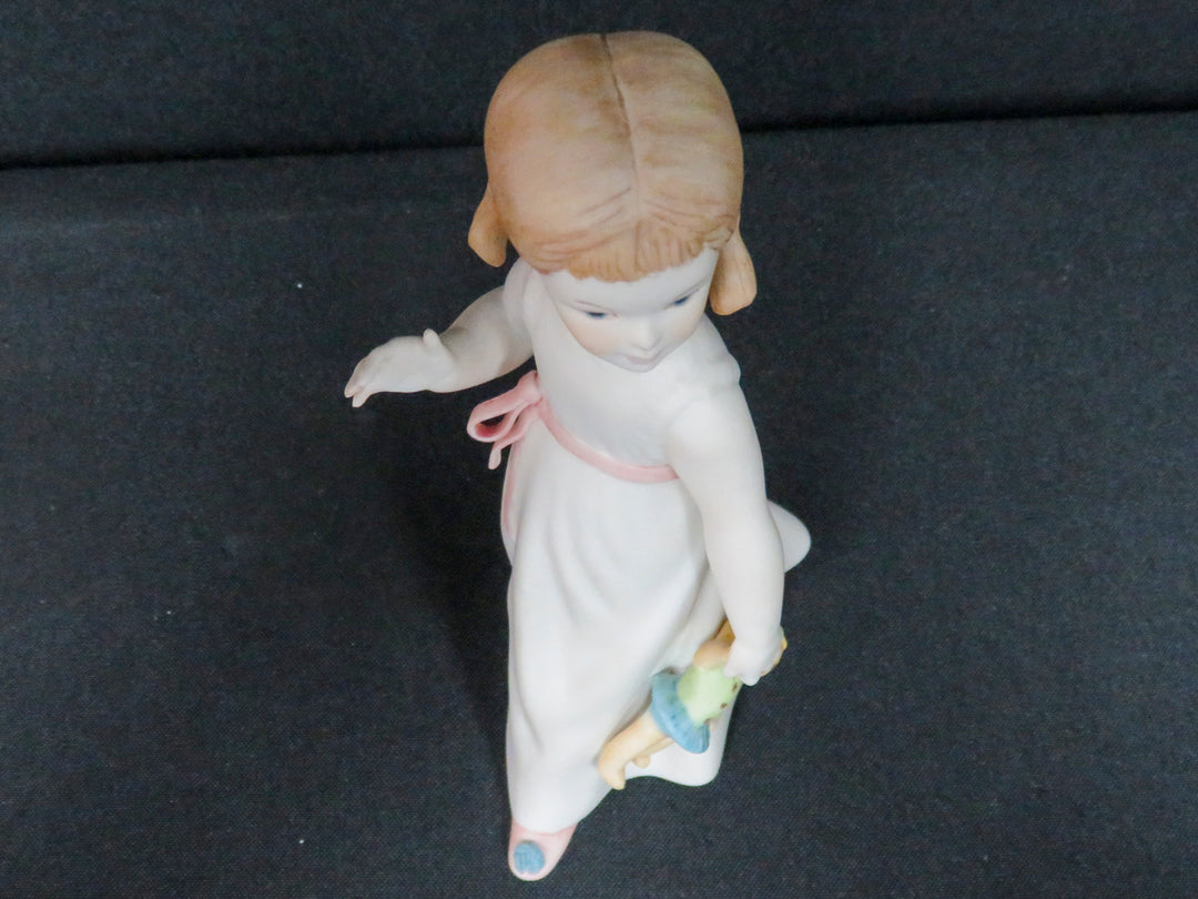 Cybris "Wendy" Figurine