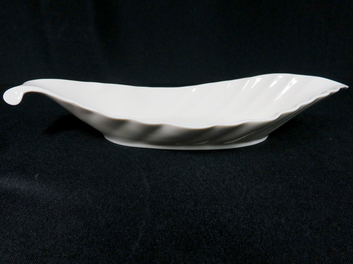 Oblong Leaf Shaped Dish