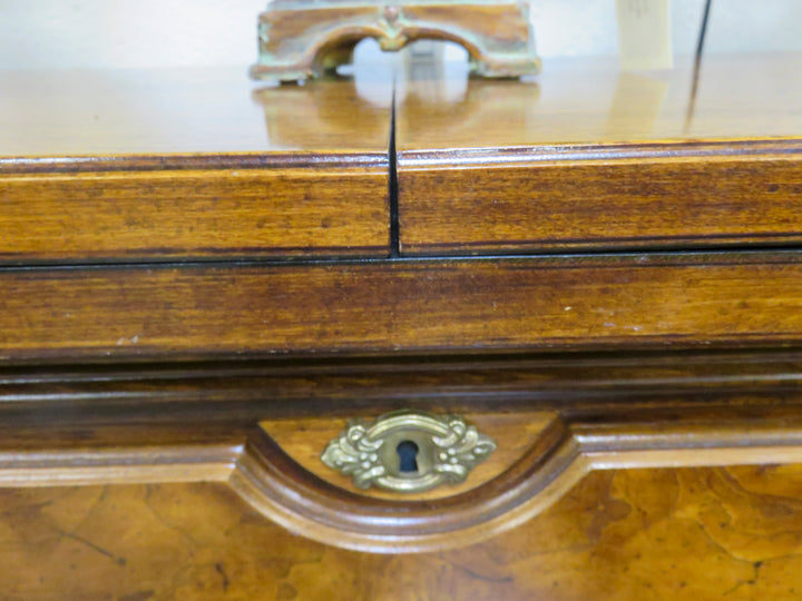 Huntley by Thomasville Server