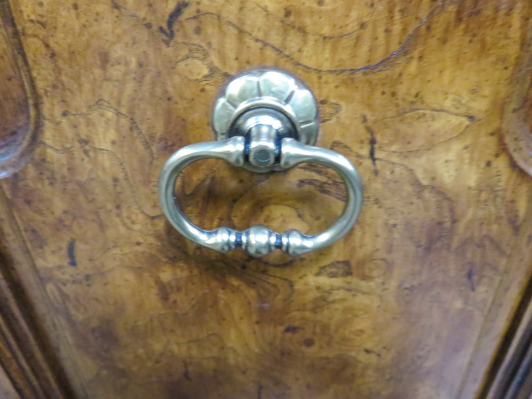 Huntley by Thomasville Server