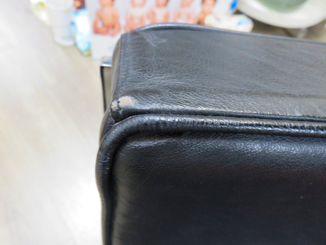 Vintage Black Leather Barcelona Chair