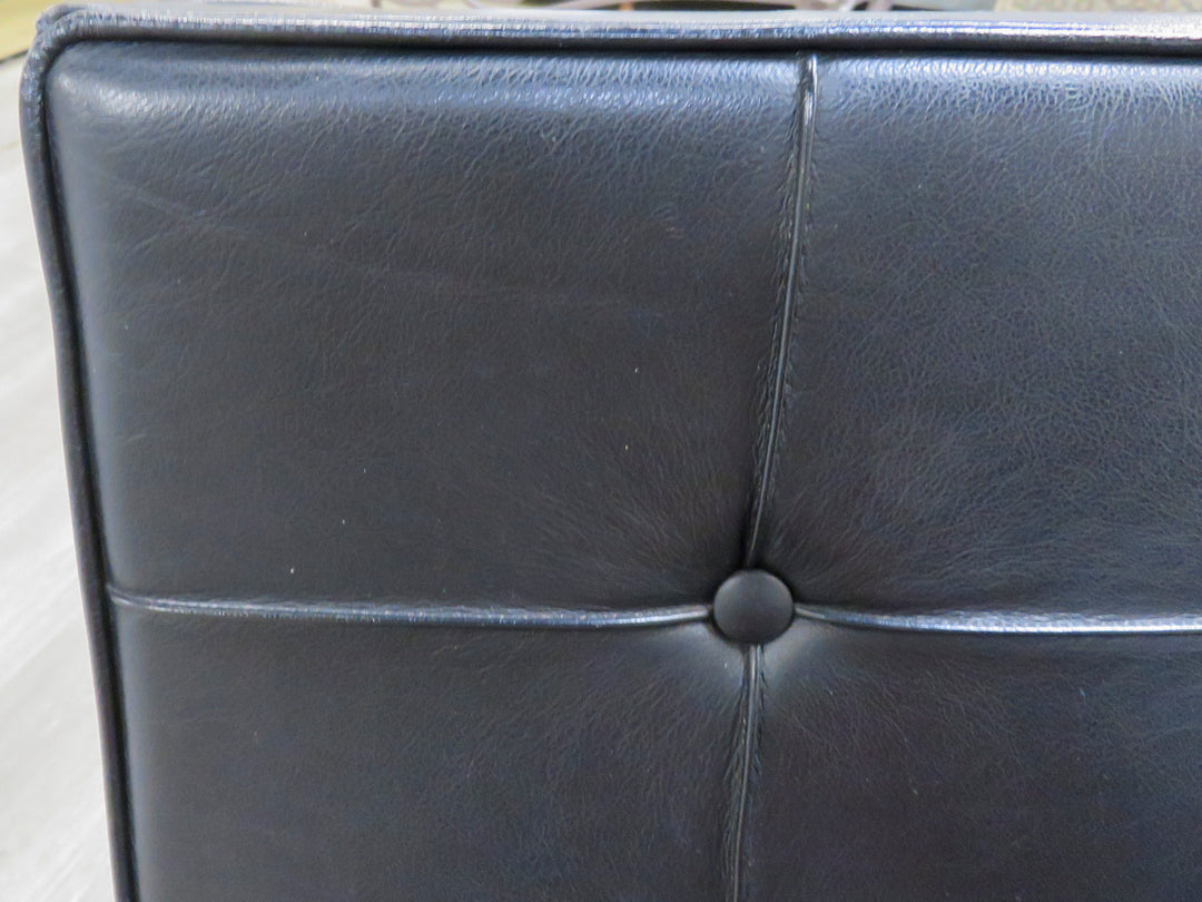 Vintage Black Leather Barcelona Chair