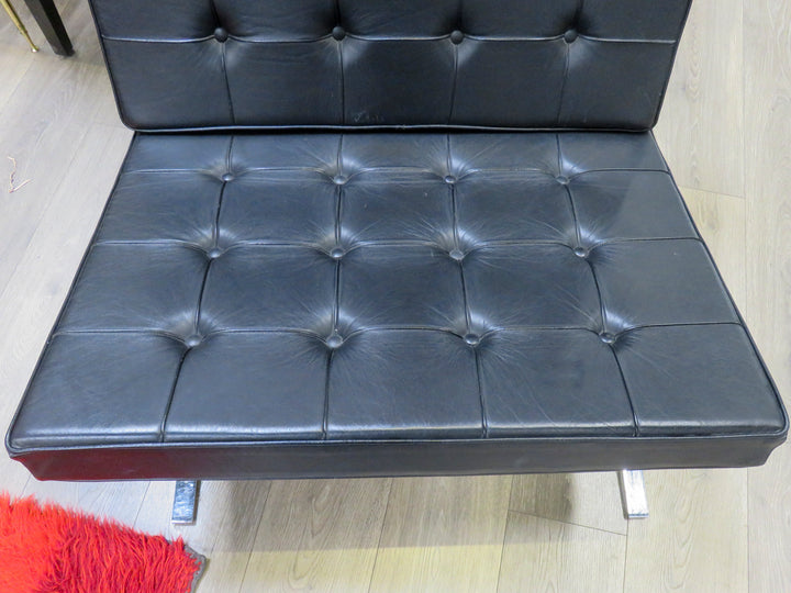 Vintage Black Leather Barcelona Chair