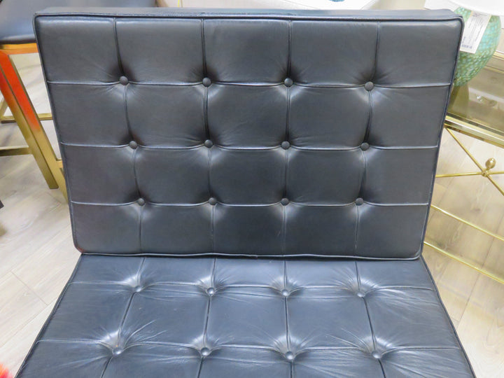 Vintage Black Leather Barcelona Chair
