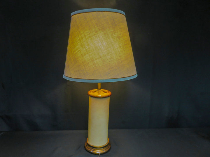 Vintage Robins and Nest Table Lamp