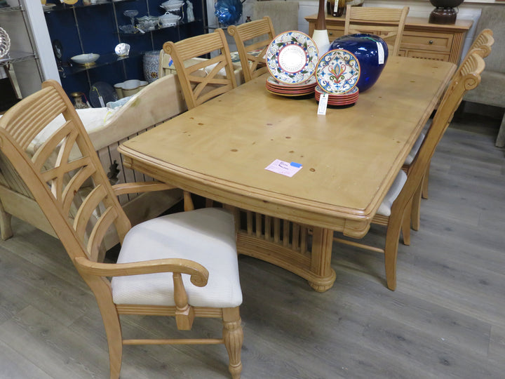 Pine Dining Table & Six Chairs