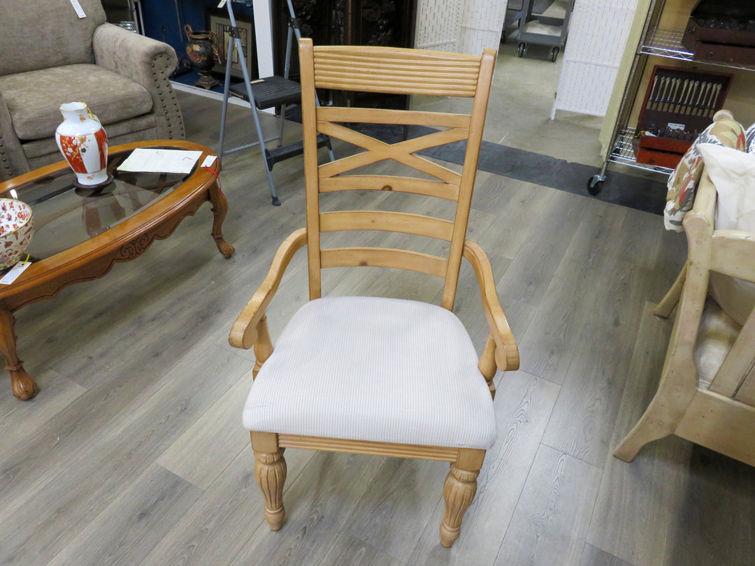 Pine Dining Table & Six Chairs