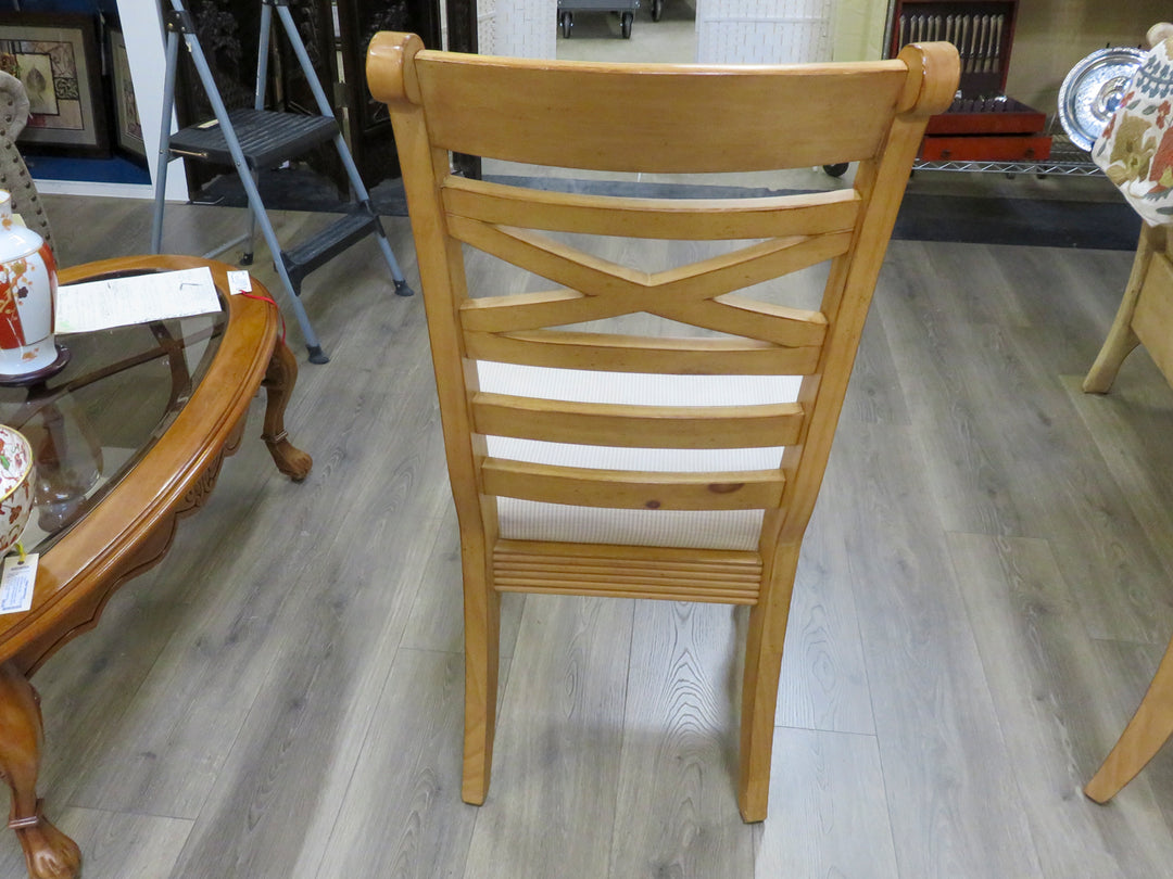 Pine Dining Table & Six Chairs