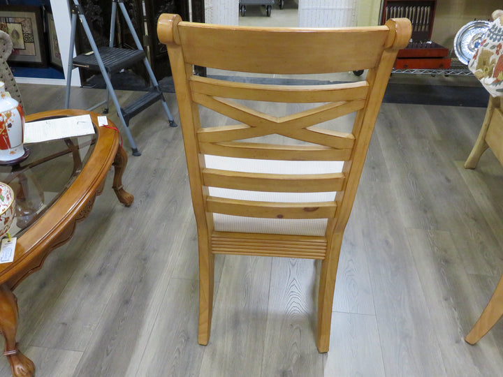 Pine Dining Table & Six Chairs