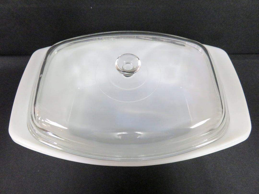 Pyrex Lidded Golden Honeysuckle Casserole