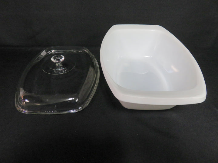 Pyrex Lidded Golden Honeysuckle Casserole