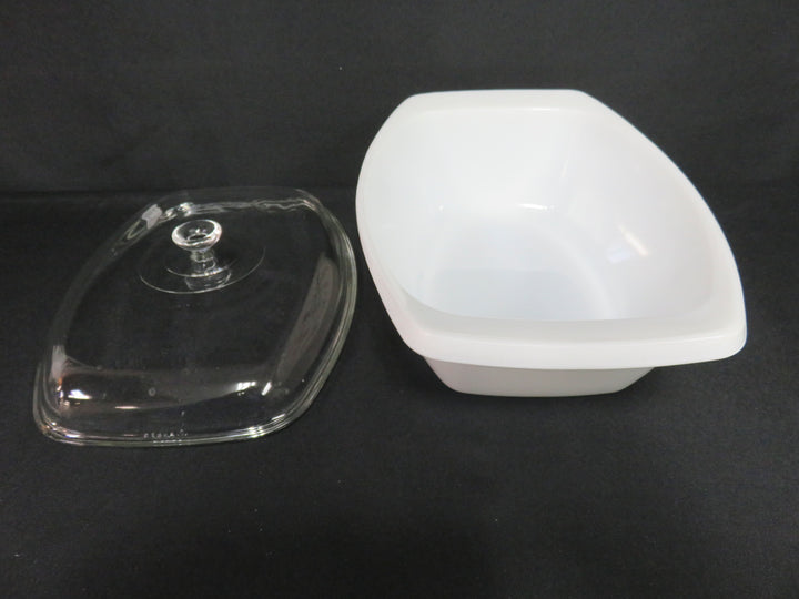 Pyrex Lidded Golden Honeysuckle Casserole