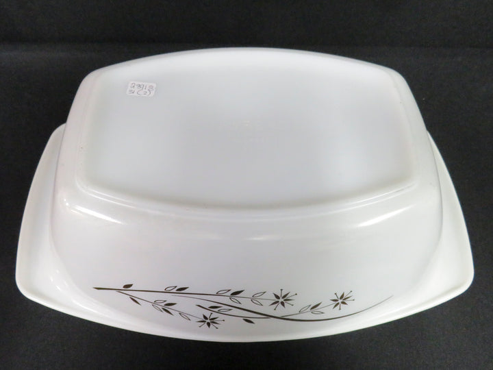 Pyrex Lidded Golden Honeysuckle Casserole