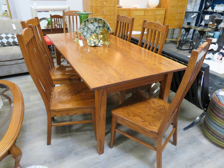 Mission Style Oak Dining Table & Chairs