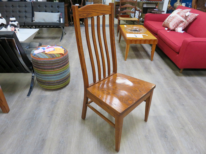 Mission Style Oak Dining Table & Chairs