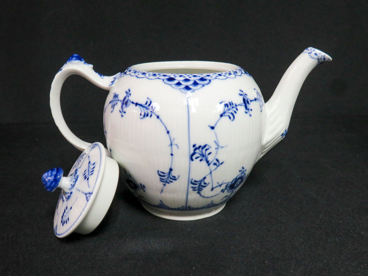 Royal Copenhagen Musselmalet Teapot