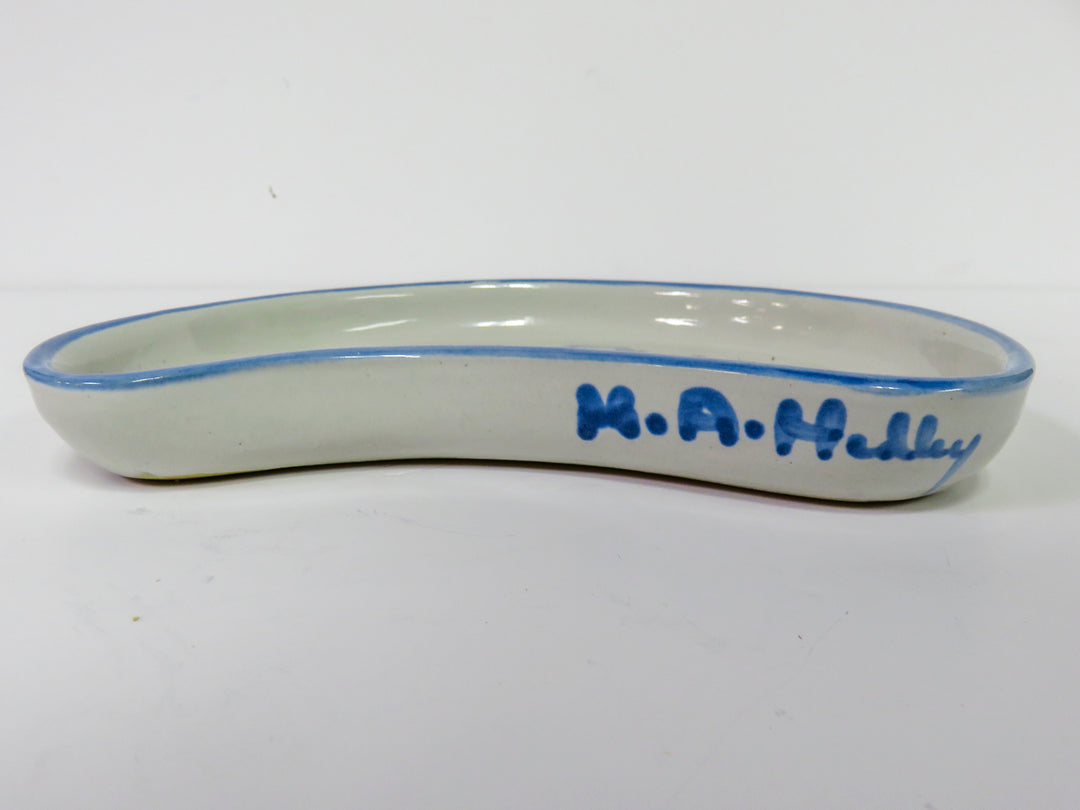 M.A. Hadley Crescent Dishes