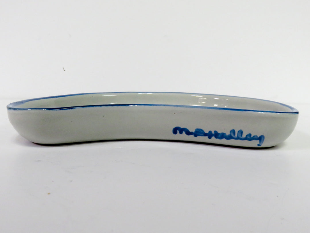 M.A. Hadley Crescent Dishes