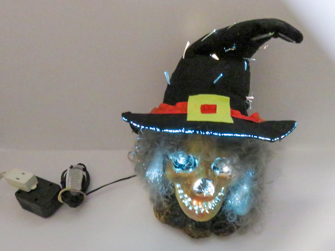 Lighted Witch Head