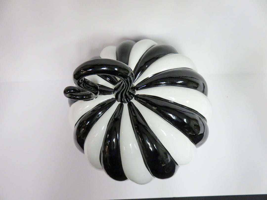 Modern Pumpkin Decor