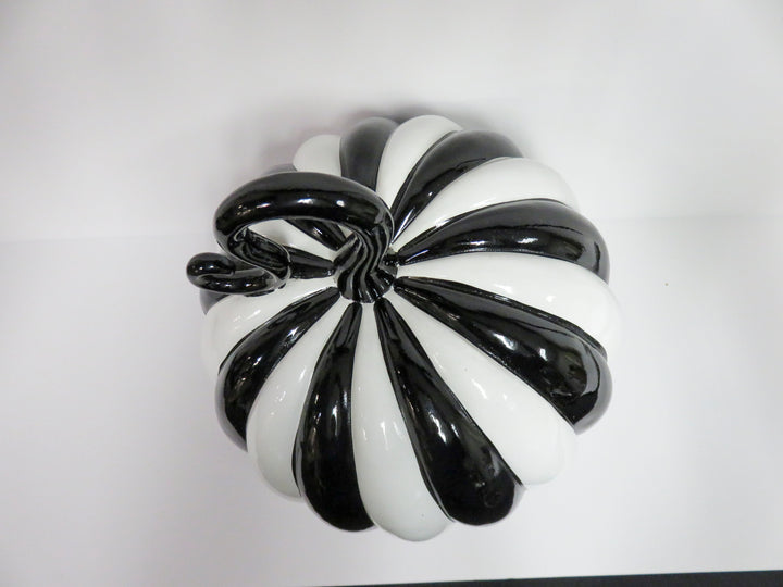 Modern Pumpkin Decor