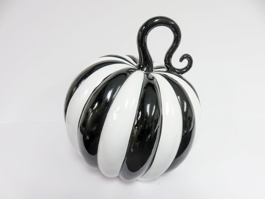 Modern Pumpkin Decor